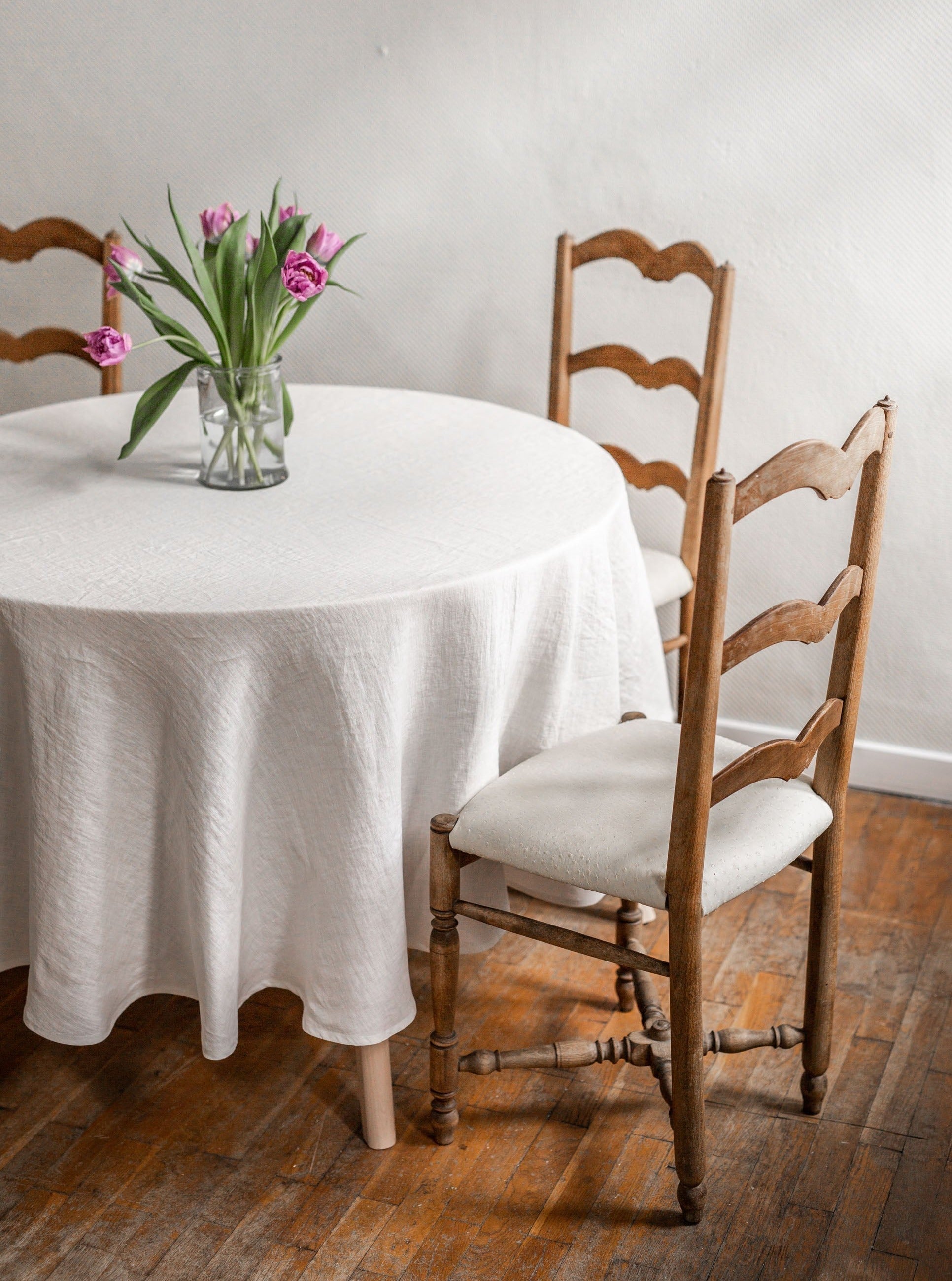 Round Linen Tablecloth - White