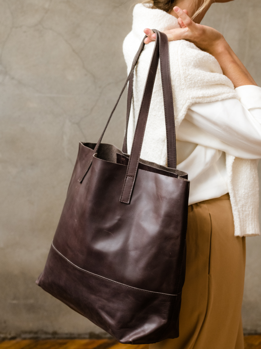 This On-Sale Madewell Tote Will Make Morning Commutes Easy